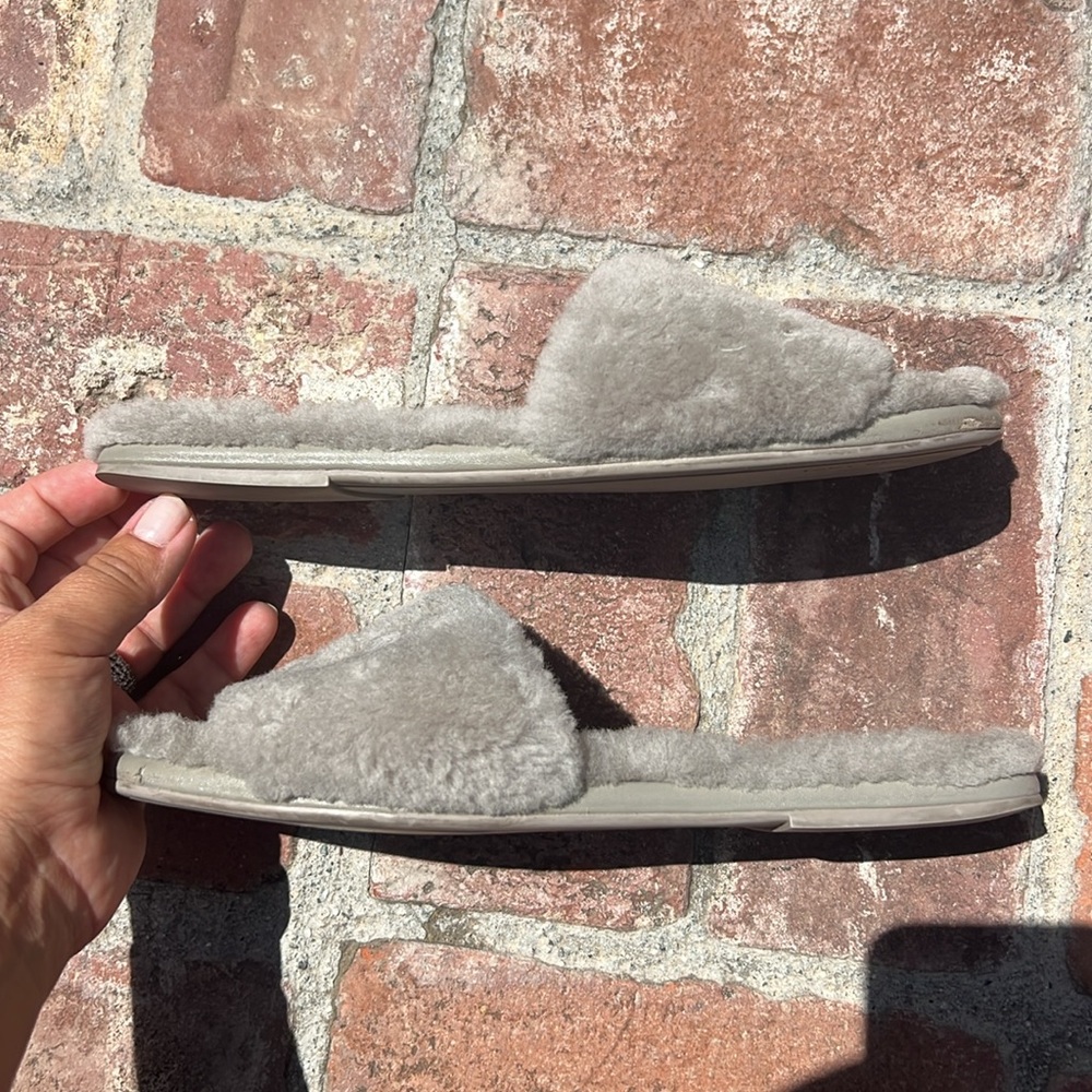 Cozy Gray Fuzzy Slide Sandals - Picture 12 of 16
